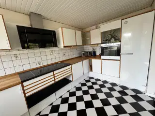 Unoform køkken inkl. hvidevarer, komplet