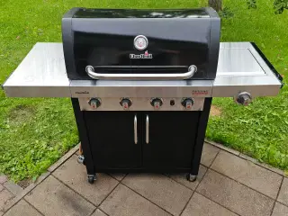 Stor Char-Broil Grill med Tru-Infrared – God Stand