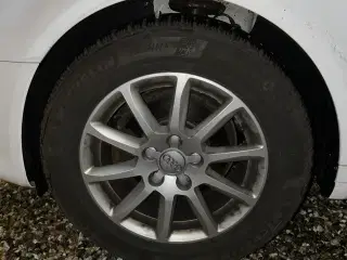 Michelin vinterdæk med Audi alufælge 