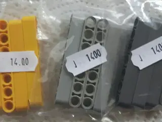 Posemarked med technicdele