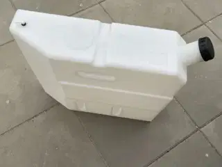 Brændstoftank. Dieseltank. 