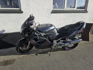 Suzuki gsxr 1100