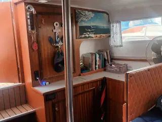 Motorbåd, børn, dykker, kanal sejlads, fiskeri.