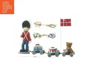Fødselsdagstog med tal og flag fra Coop (str. 14 cm)