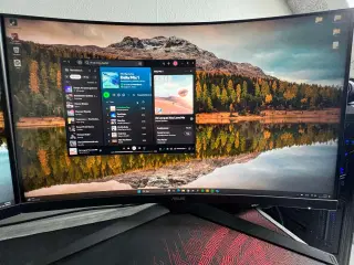 Asus 32" Curved Gamingskærme 2 stks.