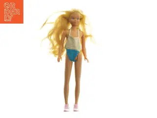 Dukke med lyst hår og tøj fra Barbie (str. 23,5 cm)