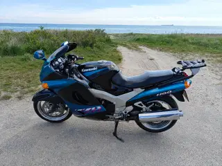 Kawasaki ZZR 1100