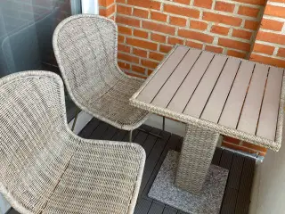 Altanmøbler bord m stole