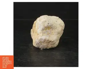 Geode med krystaller (str. 13 cm)