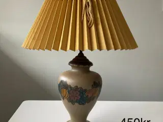 Hjorth keramiklampe