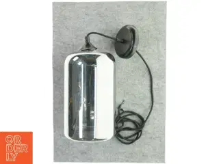 Lampe (str. 30 x 16)