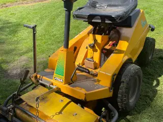 Stiga havetraktor kører fint.