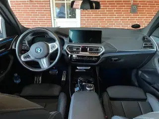BMW iX3  Charged M-Sport
