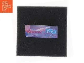 Atlanta 1996 Olympiske Lege Kodak Sponsor Pin (str. 4,5 x 2,5 cm)