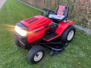 Stor MTD 2 Cyl 18 HK sælges