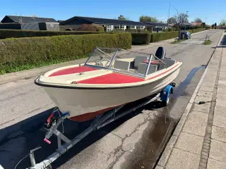 17 fods styrepultsjolle