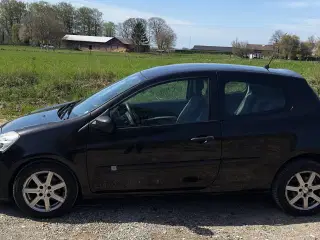 Renault Clio 1.2 Eco 3d fra 03/2011 kKUN kørt Ca. 