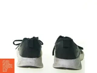Sko fra Nike (str. 36)