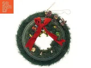 Julekrans med kørende tog (str. Ø  35 cm)