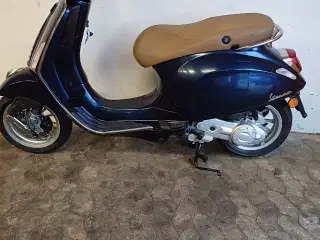 Vespa Primavera 50 E4