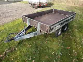 Variant 1000KG boogie trailer