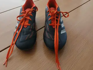 ADIDAS PREDATOR FODBOLDSTØVLER STR. 44 2/3