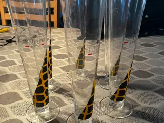 6 Giraf øl glas. 