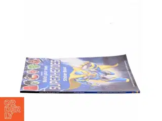 Build Your Own Superheroes Sticker Book af Simon TUDHOPE (Bog)