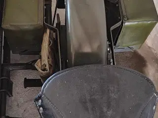 NIMBUS C militær motorcykel med side-varevogn
