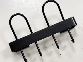 Fed Retro knagerække fra en skole
