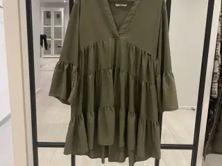 Army grøn kjole