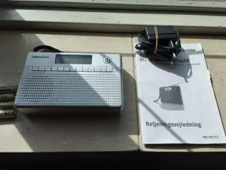 Sælges lille radio Medion,       ( se beskrivelse)