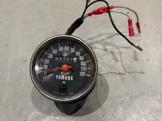 Yamaha FS1 
