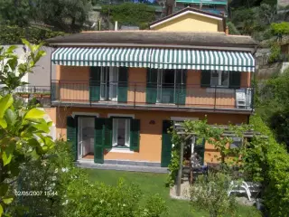 Ligurien, Camogli. Tæt ved strand og et stenkast fra natur reservatet ved Portofino i den lille fisk