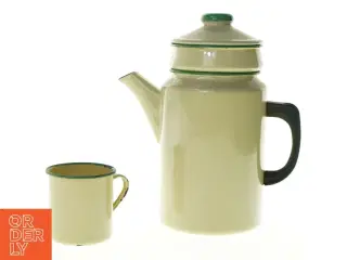Emalje kaffekande fra svenske Kockums. Tilhørende krus