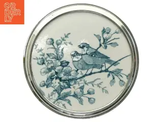 Porcelænsfad med fuglemotiv i sølvramme på fod (str. Diameter, 17 cm)