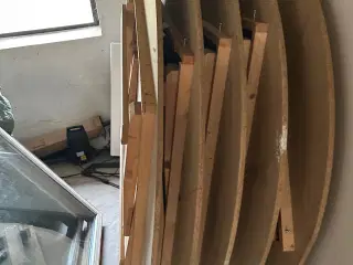 Spiseborde i træ 