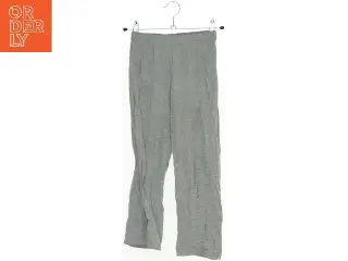 Grå bukser fra Disney (str. 116)