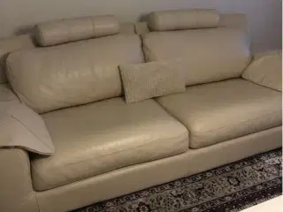 Sælger sofasæt