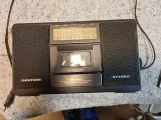 NY PRIS   Transistorradio med båndfunktion