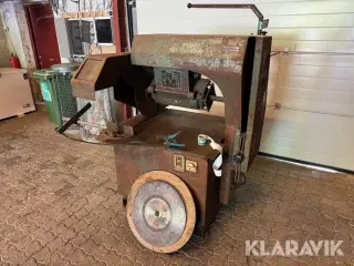 Jernsav Blitztrenner
