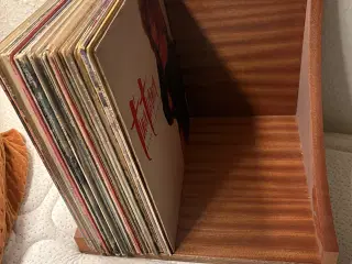 Ny pris 400kr.Boghylder eller hvad man vil