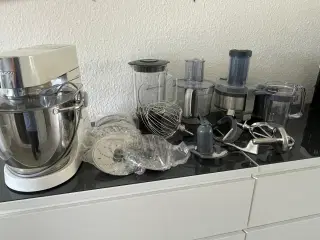Kenwood Røremaskine med meget tilbehør