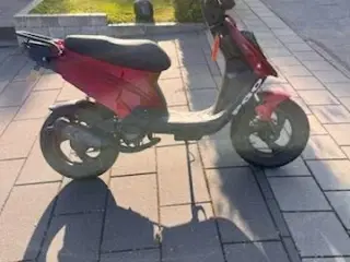 Scooter PGO Hot 50