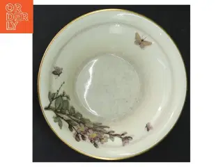 Keramikskål med blomstermotiv fra Royal Copenhagen