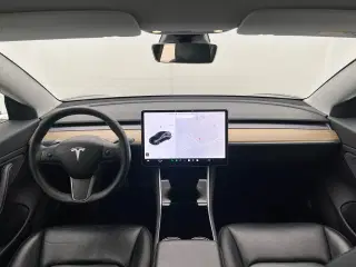 Tesla Model 3  Standard Range+ RWD