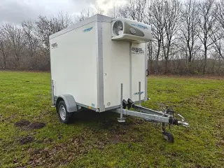 Lej en lille kølertrailer