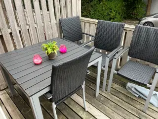 Havesæt, bord og stole