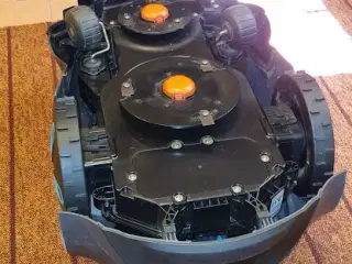 GARDENA Robotplæneklipper  incl. garage