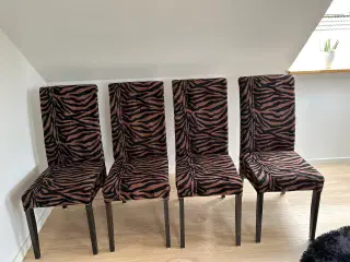 Spisebordsstole med mørke ben 